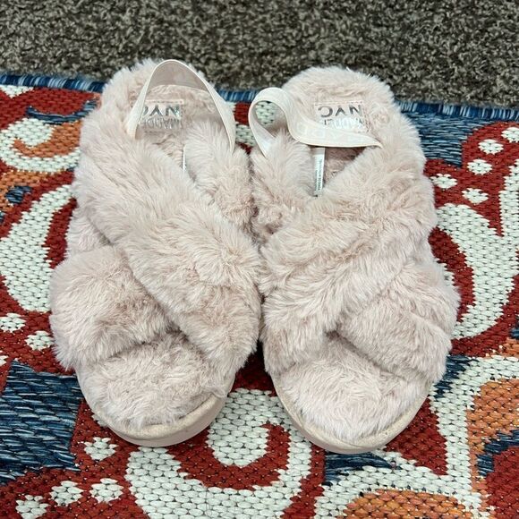 Steve Madden slipper | 6 - Picture 1 of 3